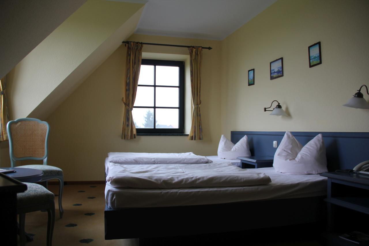 Mueritz Landhotel Gruener Baum Gotthun Exterior foto